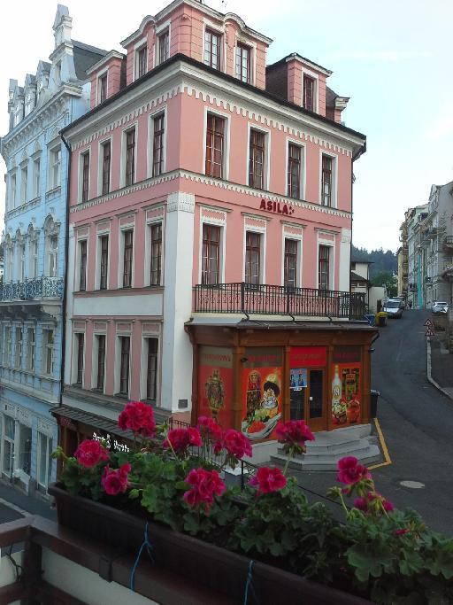 Hotel Asila Karlovy Vary Esterno foto